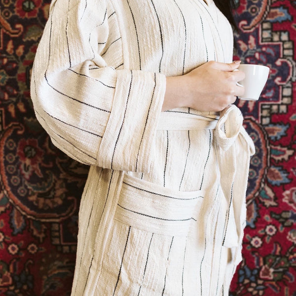 Load image into Gallery viewer, Duru | Striped Linen Robe

