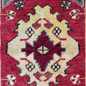 Nil | Handwoven Wool Turkish Small Rug 25" x 45"