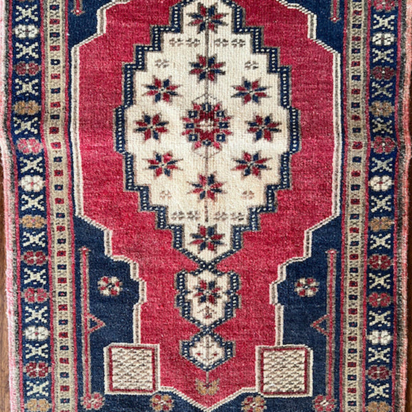 Load image into Gallery viewer, Yakut | Handwoven Wool Turkish Small Rug 22&quot; x 42&quot;
